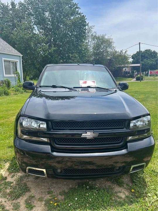 2007 Chevrolet Trailblazer - Image 2 of 9
