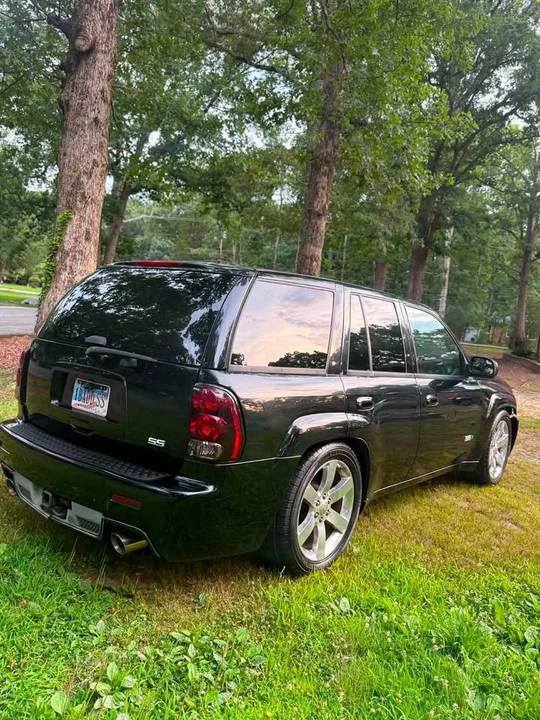 2007 Chevrolet Trailblazer - Image 2 of 17