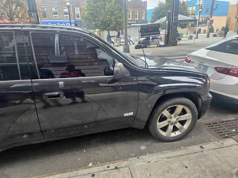 2007 Chevrolet TrailBlazer SS Sport Utility 4D