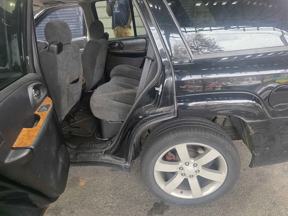 2007 Chevrolet Trailblazer - Image 9 of 20