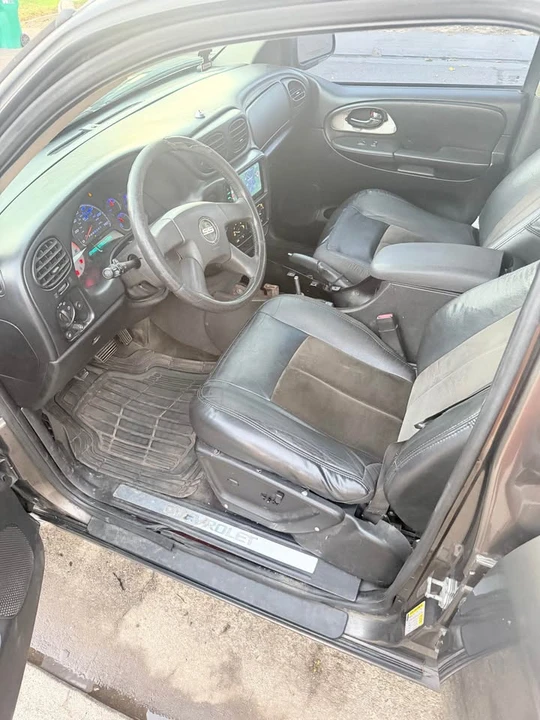 2007 Chevrolet Trailblazer - Image 10 of 13