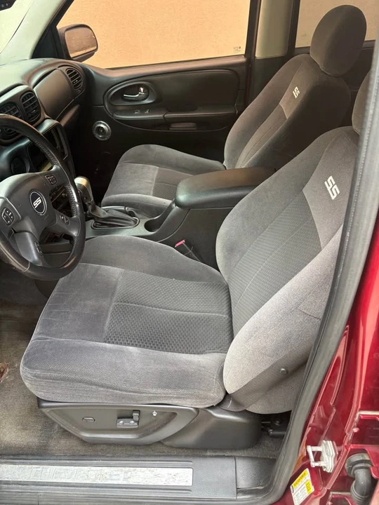 2007 Chevrolet Trailblazer - Image 9 of 14