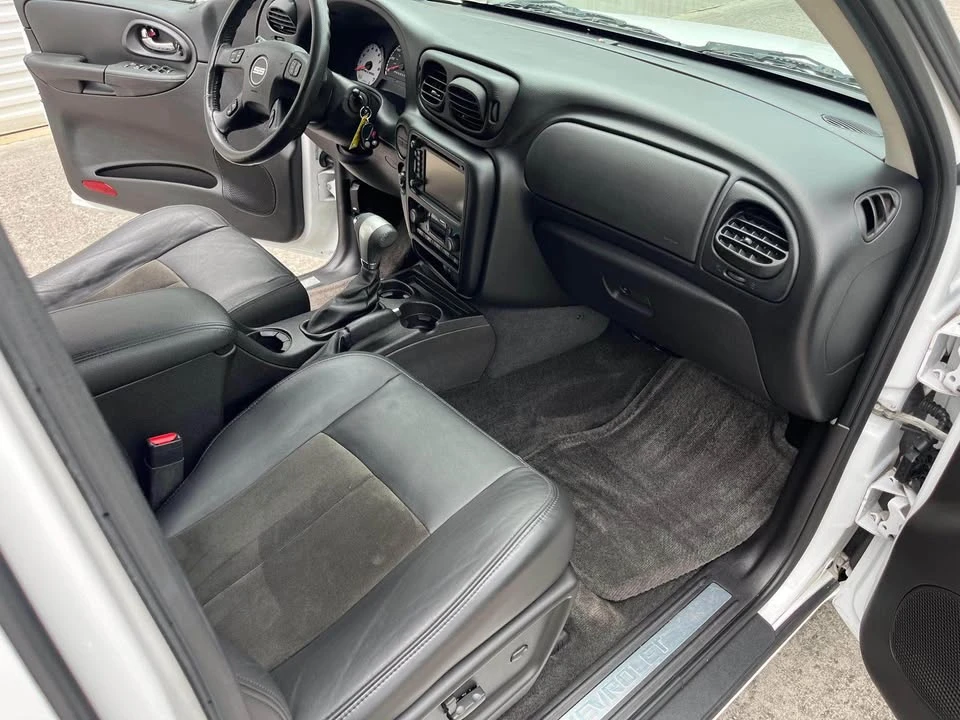 2007 Chevrolet Trailblazer - Image 2 of 4