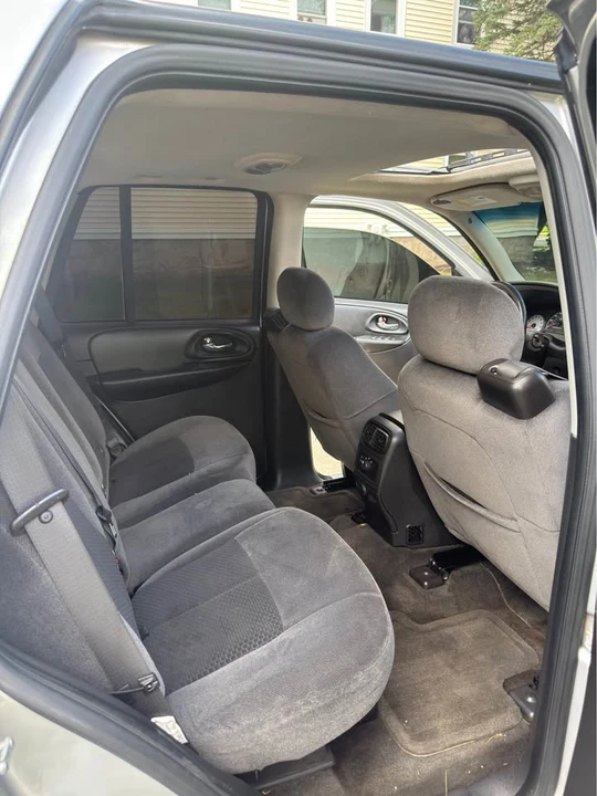 2007 Chevrolet Trailblazer - Image 7 of 16