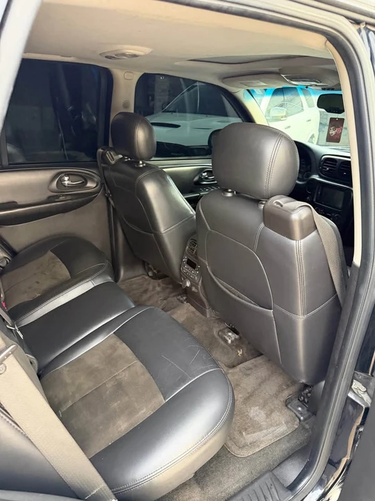 2007 Chevrolet Trailblazer - Image 8 of 9