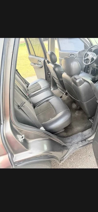 2007 Chevrolet Trailblazer - Image 8 of 15