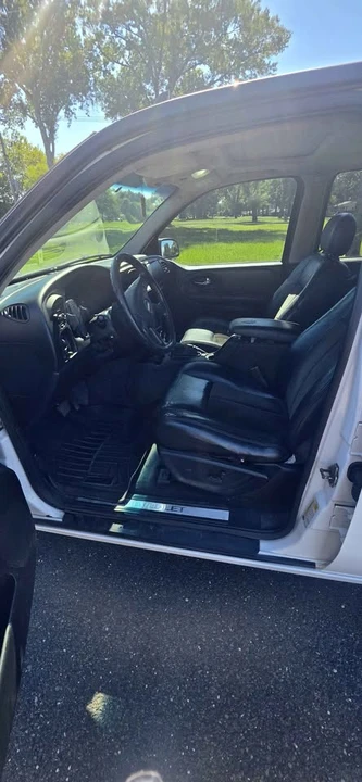 2007 Chevrolet Trailblazer - Image 7 of 16