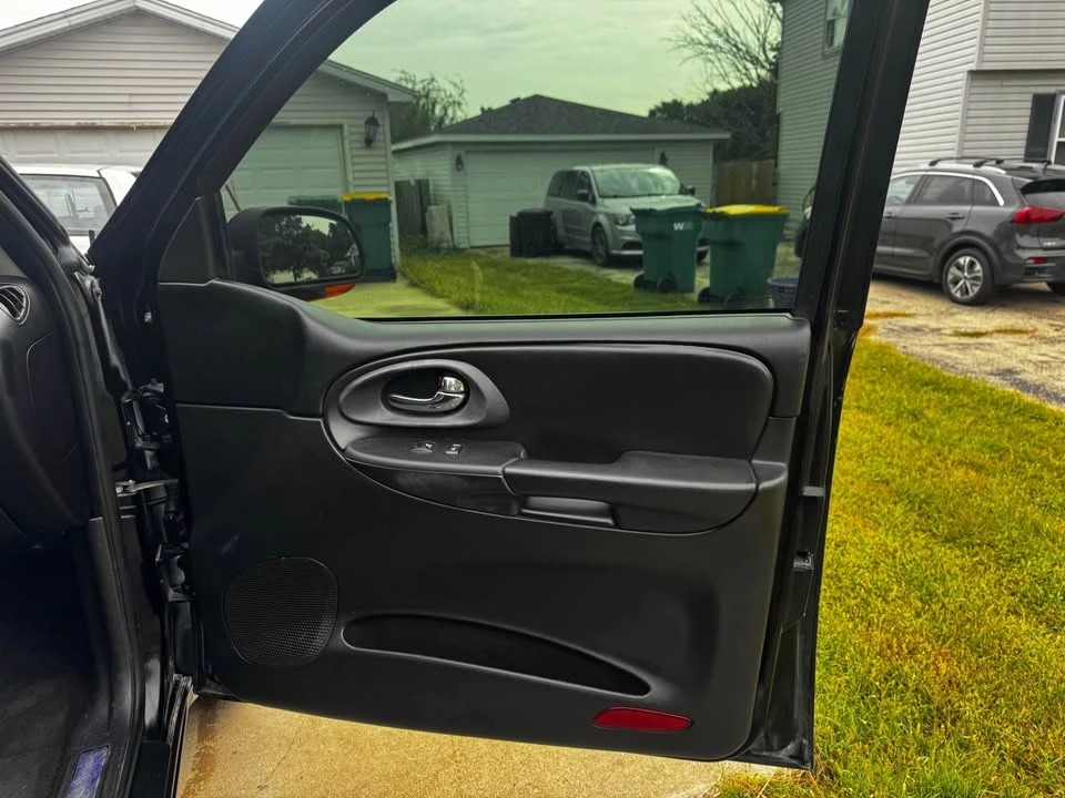 2007 Chevrolet Trailblazer - Image 9 of 17