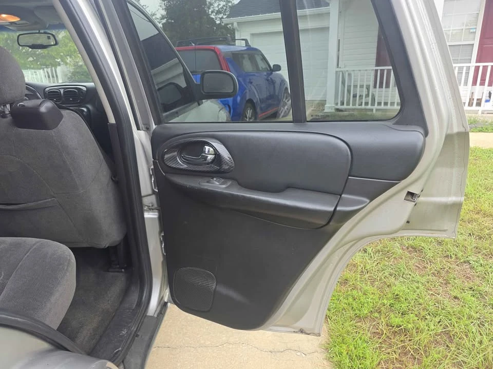 2007 Chevrolet Trailblazer - Image 11 of 15