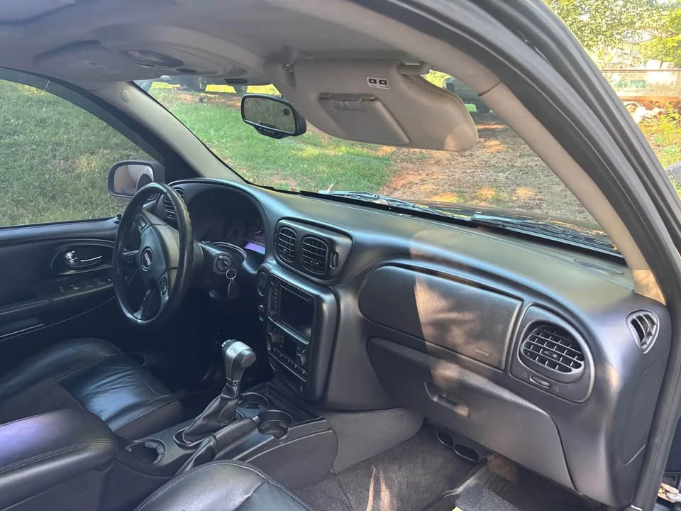 2007 Chevrolet Trailblazer - Image 6 of 8
