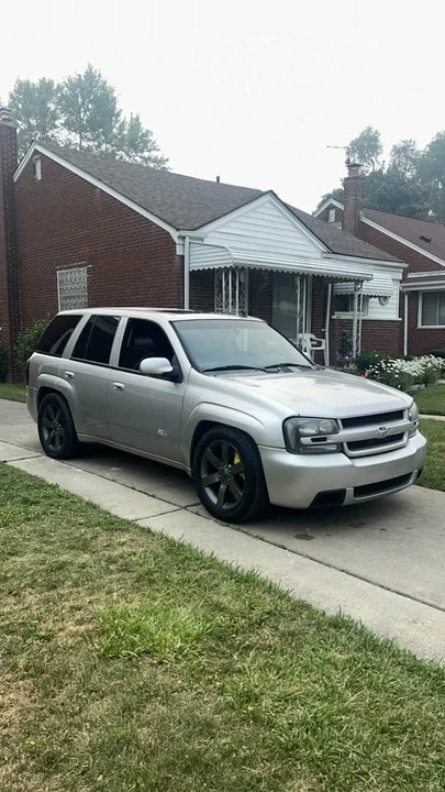 2007 Chevrolet Trailblazer - Image 2 of 13