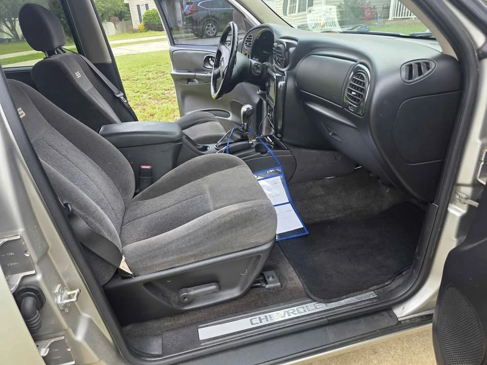 2007 Chevrolet Trailblazer - Image 12 of 15