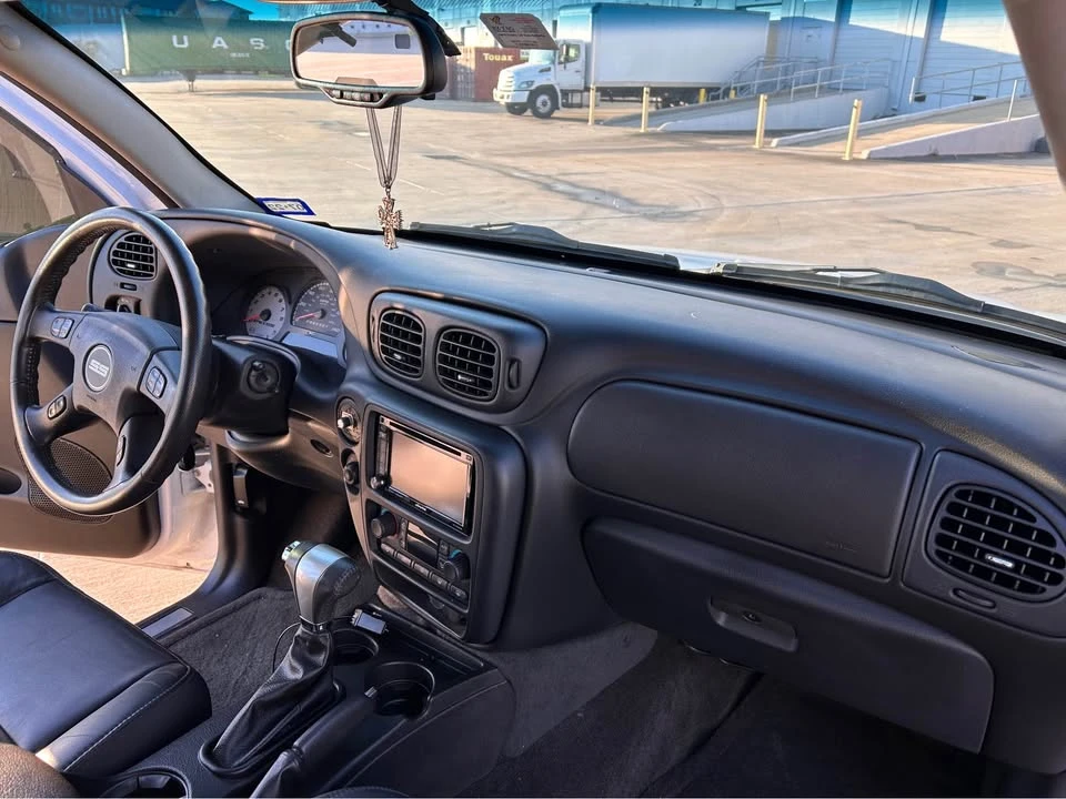 2007 Chevrolet Trailblazer - Image 6 of 7