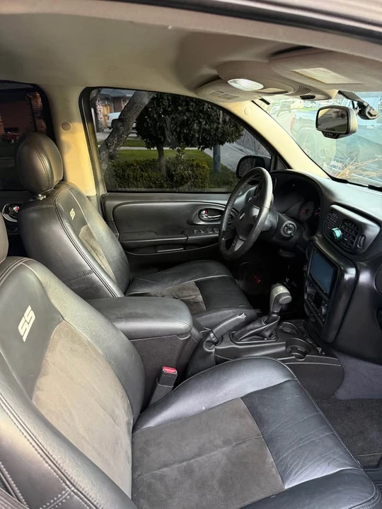 2007 Chevrolet Trailblazer - Image 6 of 9