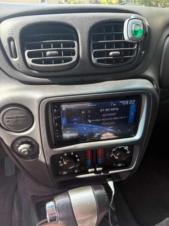 2007 Chevrolet Trailblazer - Image 14 of 16