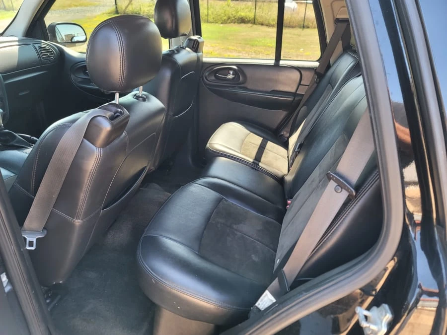 2007 Chevrolet Trailblazer - Image 12 of 16