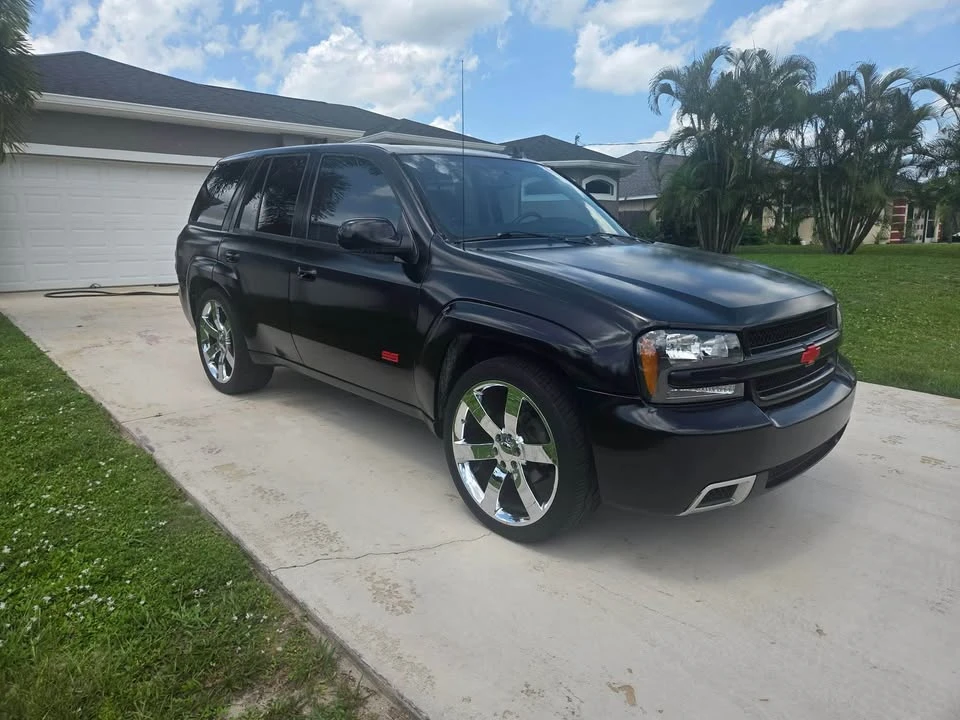 2007 Chevrolet Trailblazer - Image 2 of 9