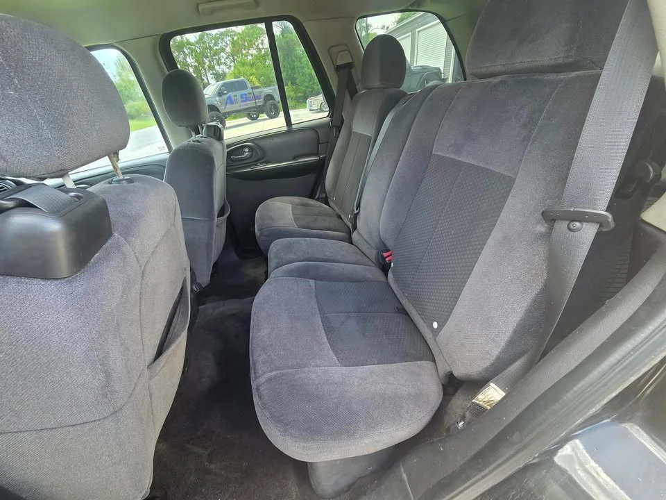 2007 Chevrolet Trailblazer - Image 8 of 9