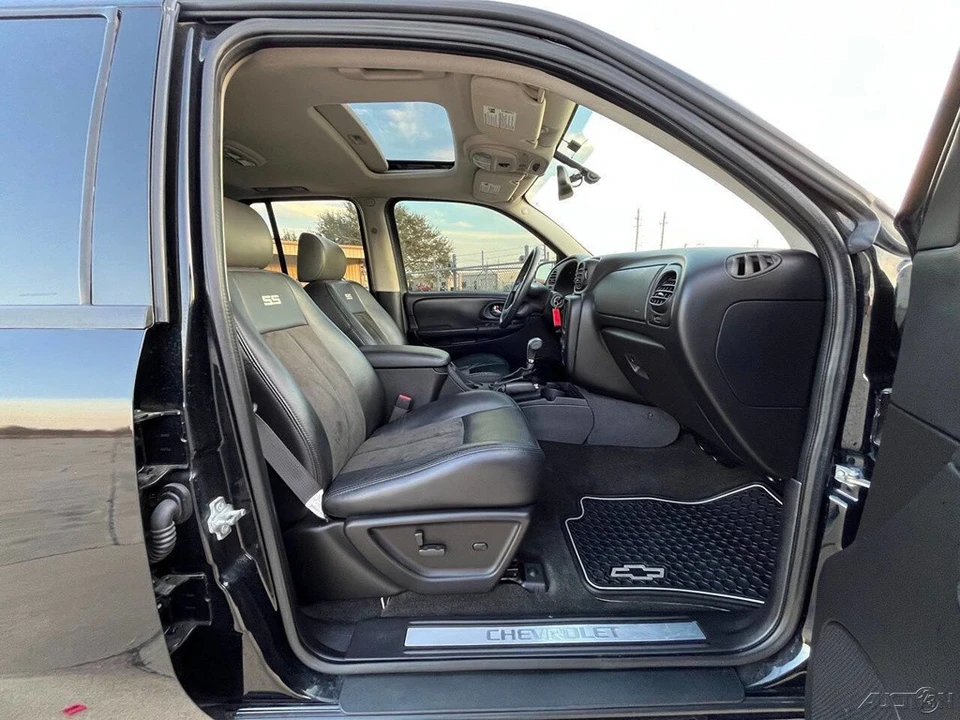 2007 Chevrolet Trailblazer - Image 14 of 21
