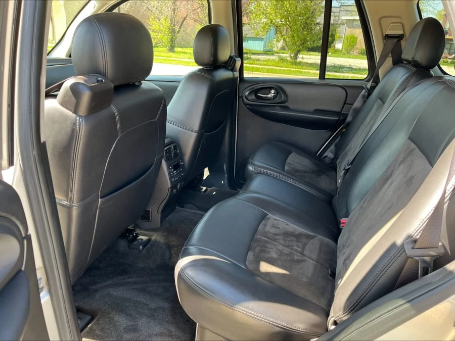 2007 Chevrolet Trailblazer - Image 9 of 14