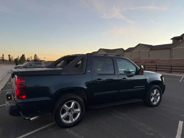 2007 Chevrolet Avalanche - Image 4 of 11
