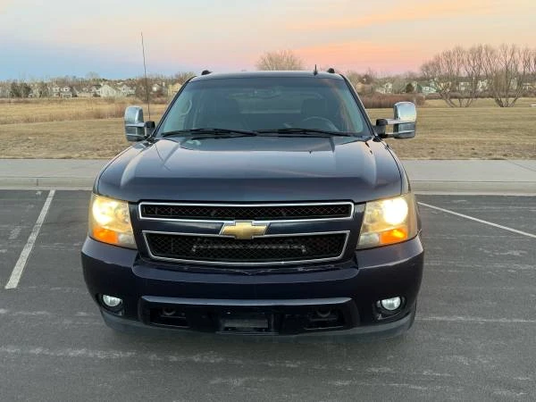 2007 Chevrolet Avalanche - Image 2 of 11