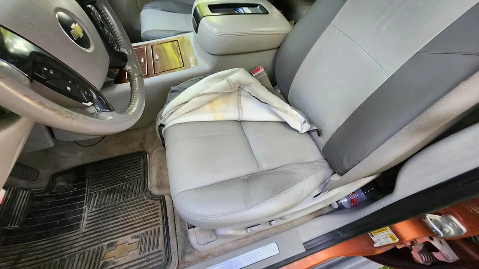 2007 Chevrolet Avalanche - Image 9 of 11