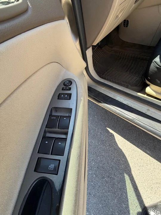 2007 Chevrolet Cobalt 1st Gen - Image 10 of 10