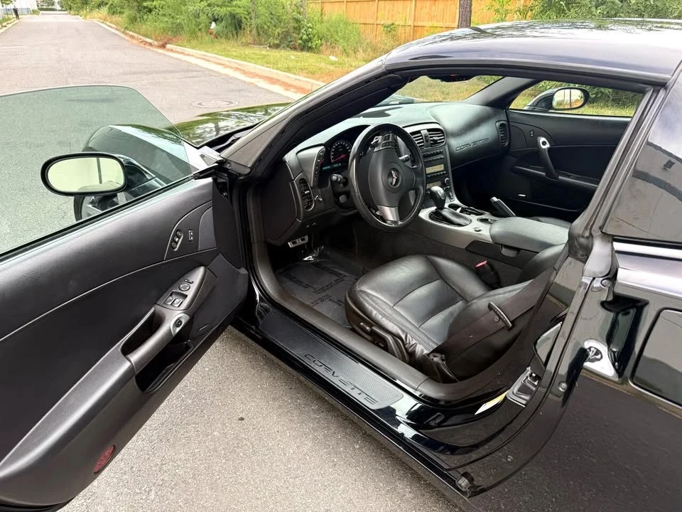 2007 Chevrolet Corvette C6 - Image 17 of 20