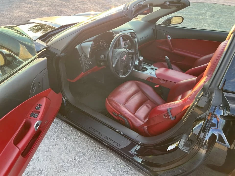 2007 Chevrolet Corvette C6 - Image 15 of 18