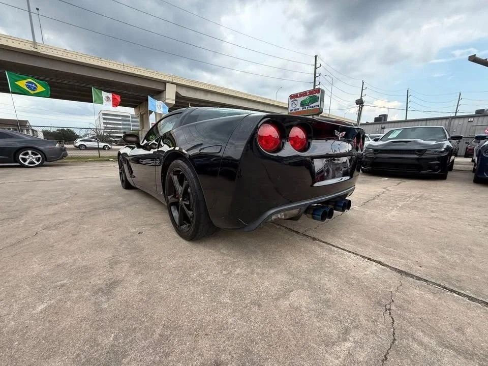 2007 Chevrolet Corvette C6 - Image 2 of 13