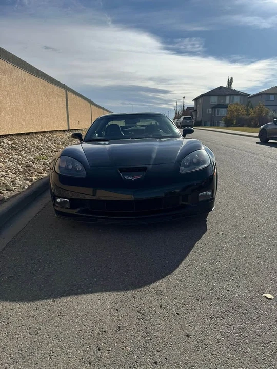 2007 Chevrolet Corvette C6 - Image 2 of 15