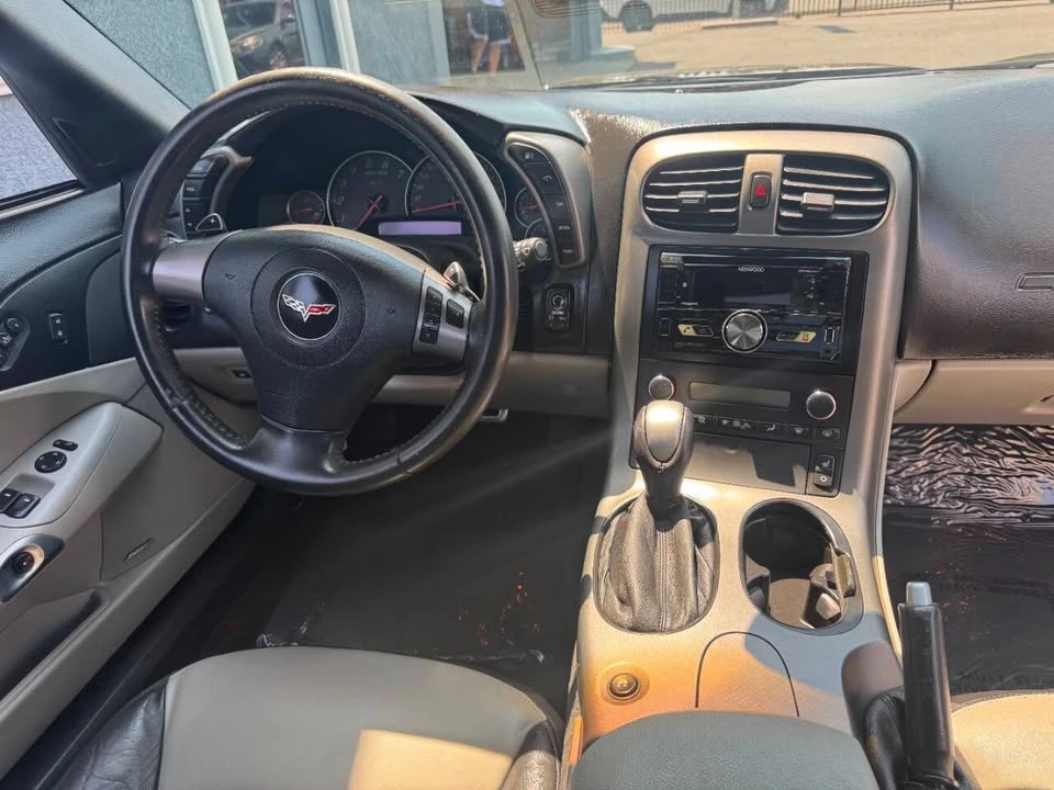 2007 Chevrolet Corvette C6 - Image 13 of 18