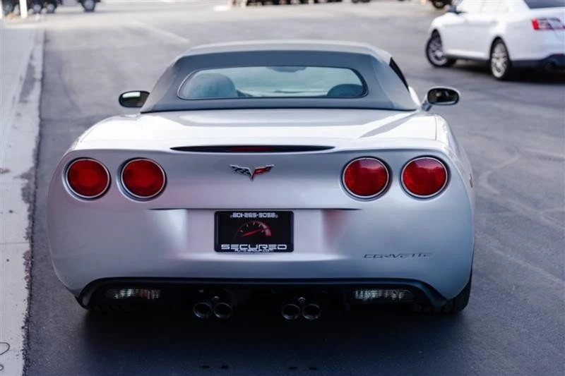 2007 Chevrolet Corvette C6 - Image 12 of 20