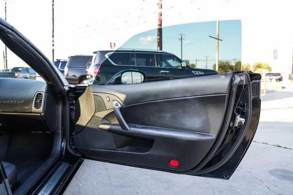 2007 Chevrolet Corvette C6 - Image 15 of 15