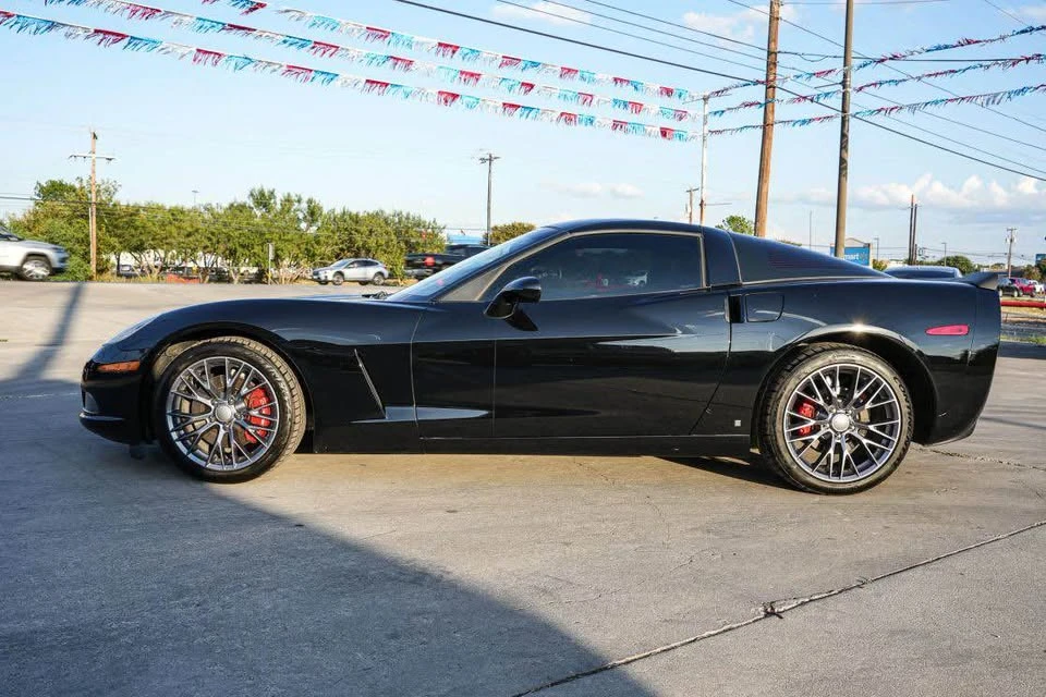 2007 Chevrolet Corvette C6 - Image 2 of 14