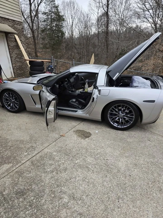 2007 Chevrolet Corvette C6 - Image 15 of 17