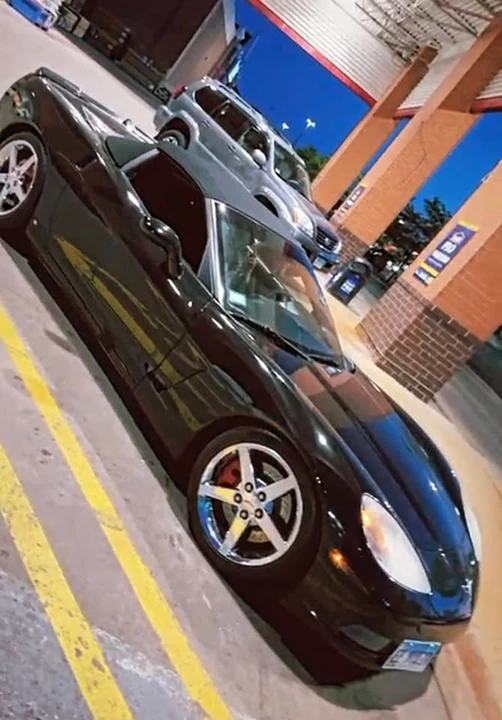 2007 Chevrolet Corvette C6 - Image 2 of 10