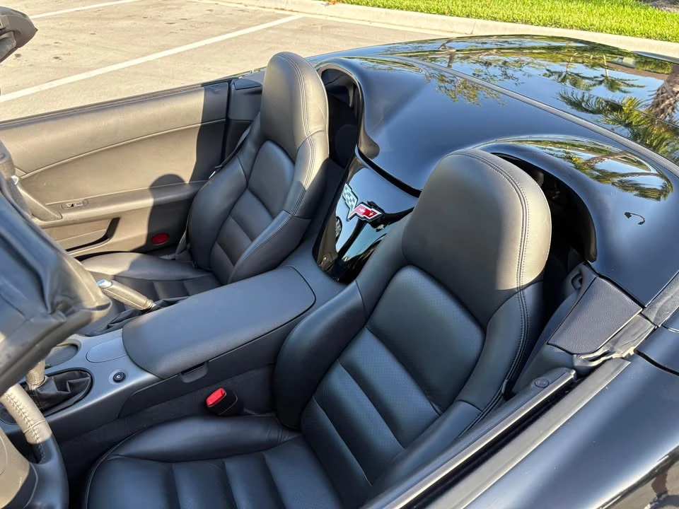 2007 Chevrolet Corvette C6 - Image 6 of 8