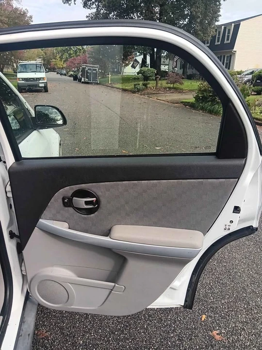 2007 Chevrolet Equinox - Image 9 of 14
