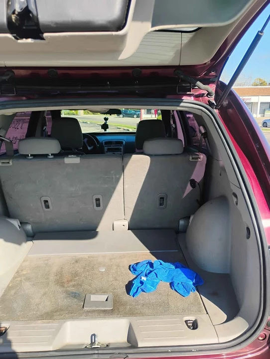 2007 Chevrolet Equinox - Image 6 of 9