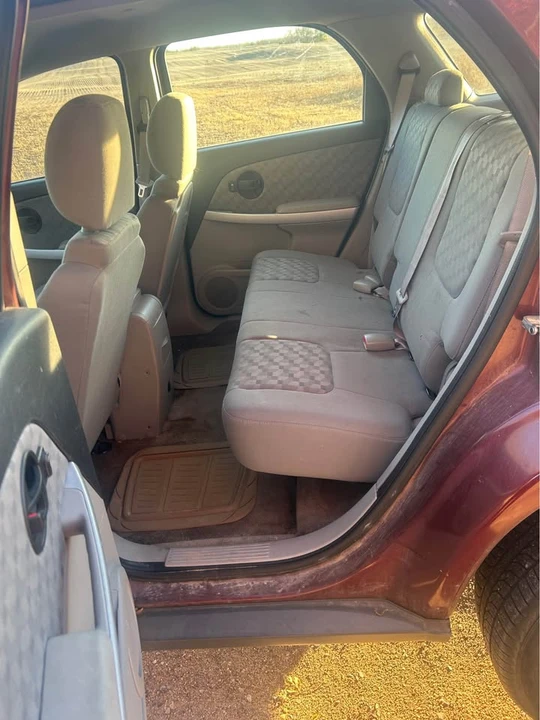 2007 Chevrolet Equinox - Image 6 of 7