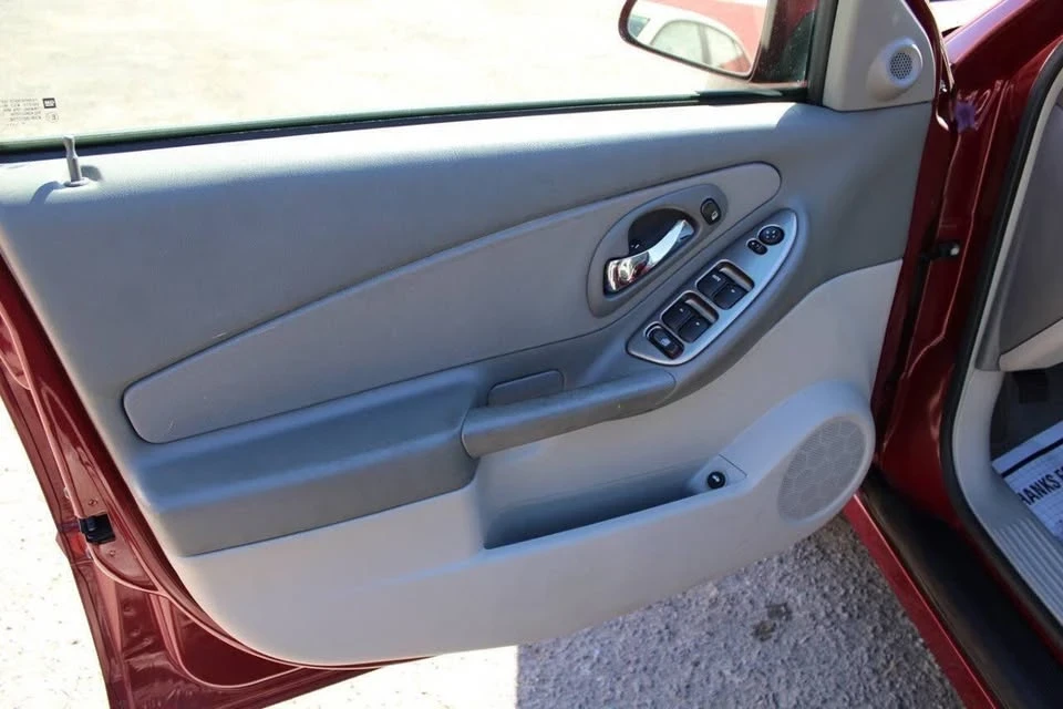 2007 Chevrolet Malibu - Image 14 of 20