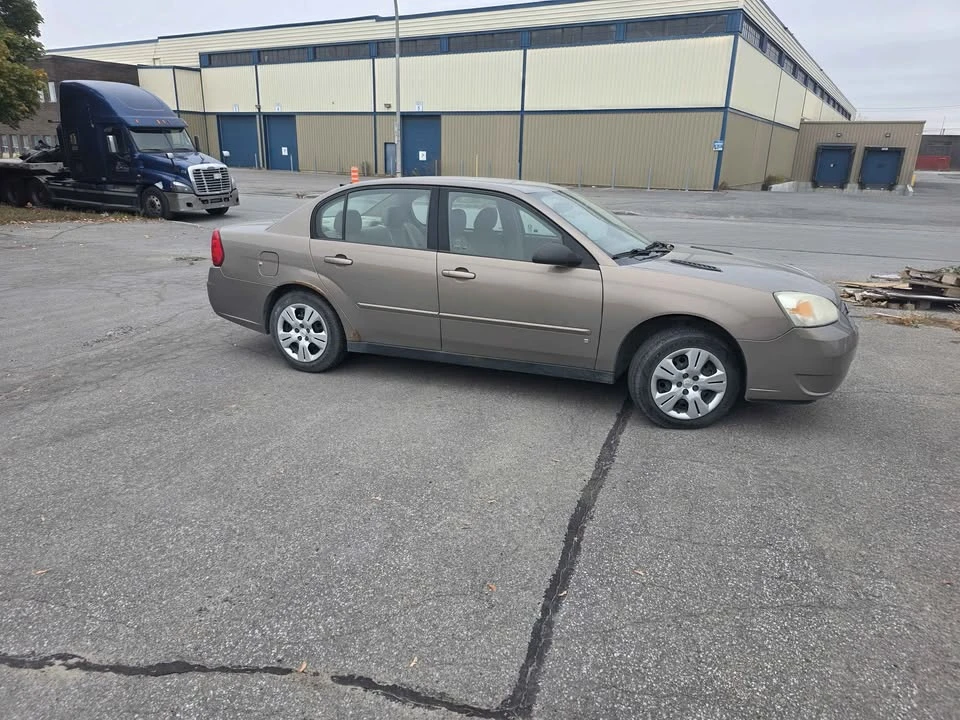 2007 Chevrolet Malibu - Image 2 of 6