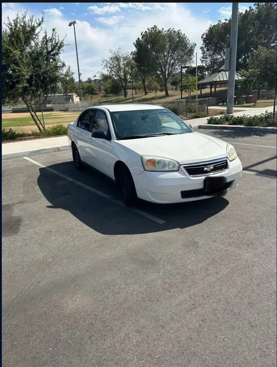 2007 Chevrolet Malibu - Image 2 of 4