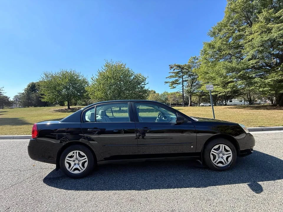 2007 Chevrolet Malibu - Image 2 of 19