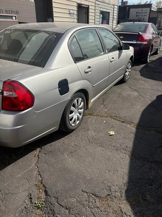 2007 Chevrolet Malibu - Image 11 of 14