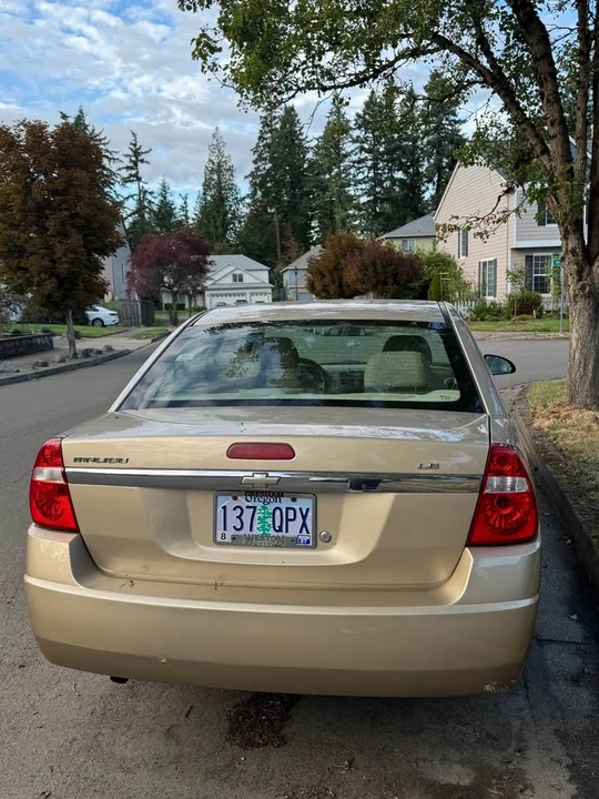 2007 Chevrolet Malibu - Image 2 of 3