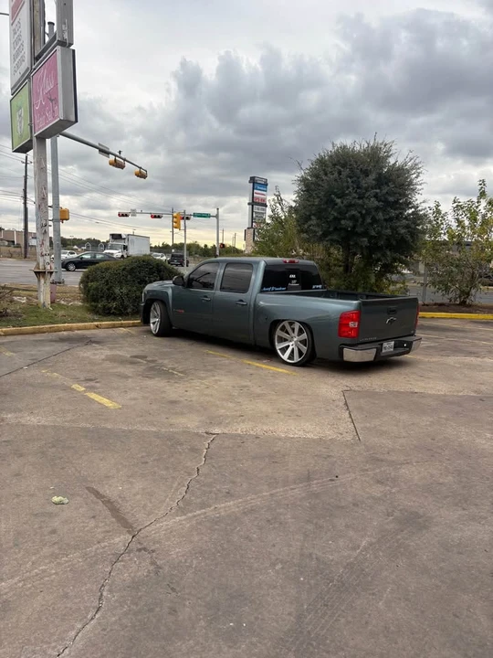 2007 Chevrolet Silverado 2nd Gen - Image 4 of 18