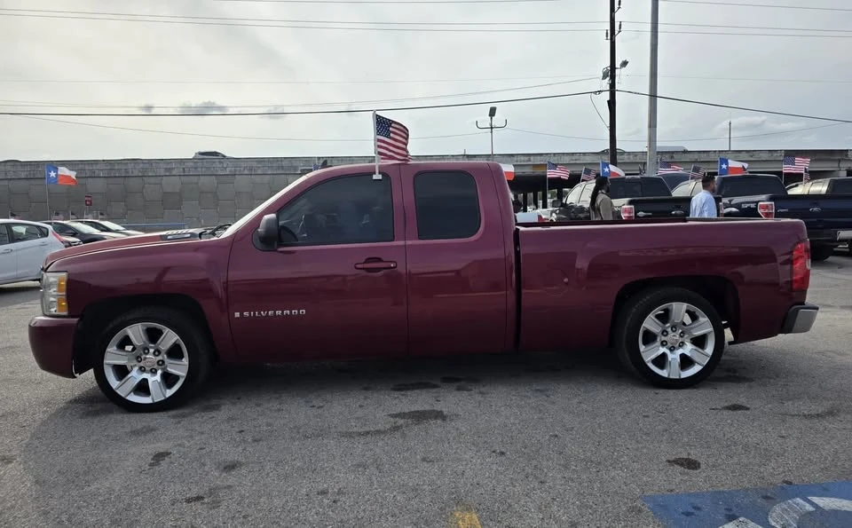 2007 Chevrolet Silverado 2nd Gen - Image 3 of 12